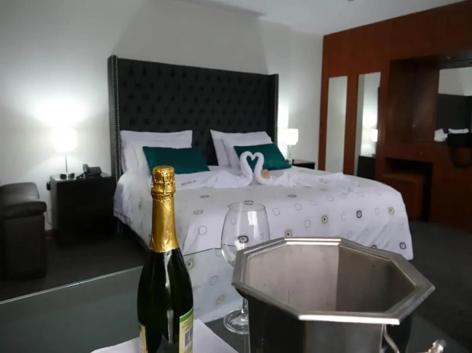 Deluxe Suite with view