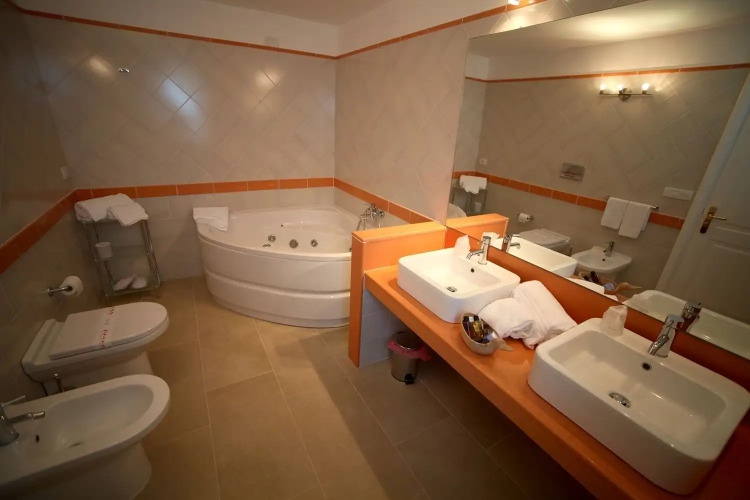 Antica Locanda Del GolfOver view