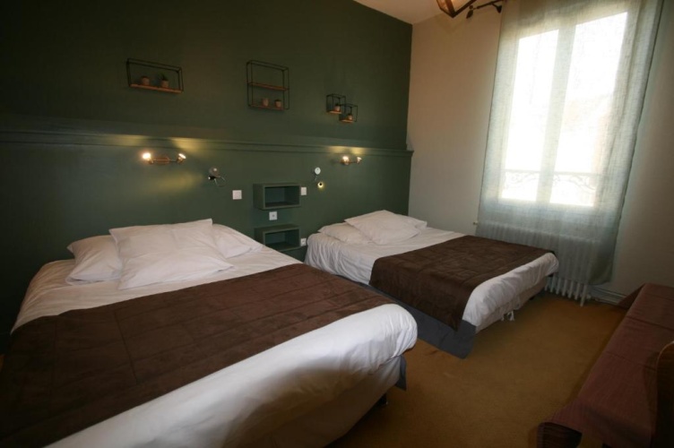 Standard Quadruple room