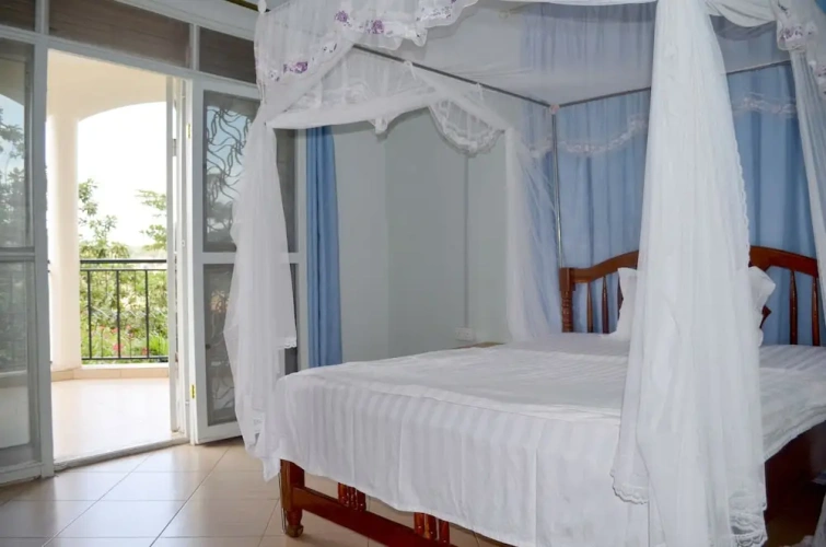 Standard Double room with garden view