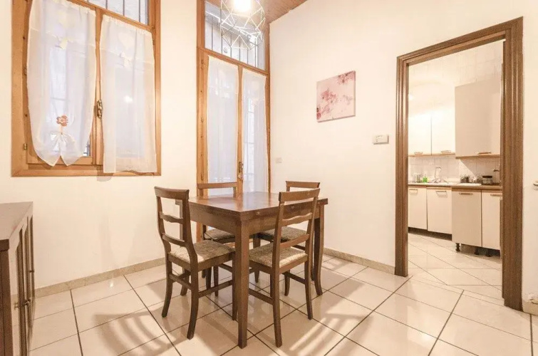 Carro Apartment