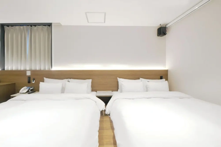 Standard Twin Family room