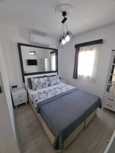 Economy room