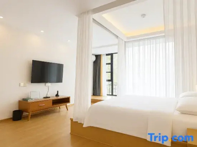 Standard Double room with mountain view