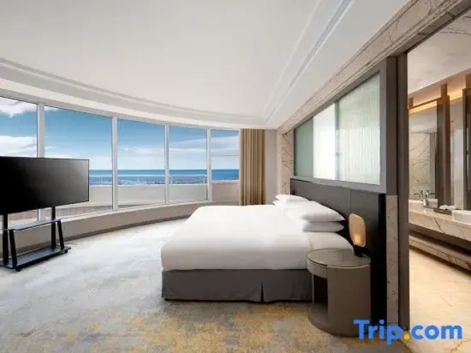 Deluxe Double Suite with sea view