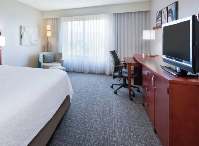 Standard Quadruple room with balcony