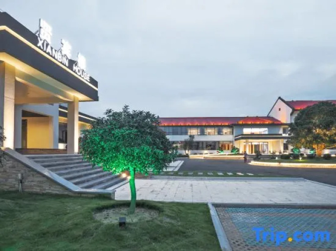 Seaview Garden Hotel