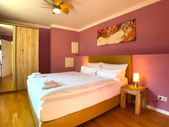1 Bedroom Double Apartment
