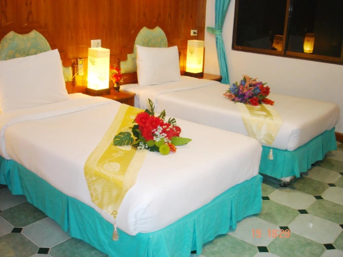 Standard Twin room
