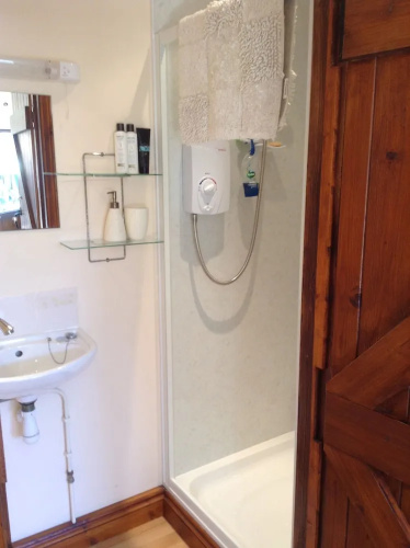 The Tack Room - a Comfy Cabin in North Devon