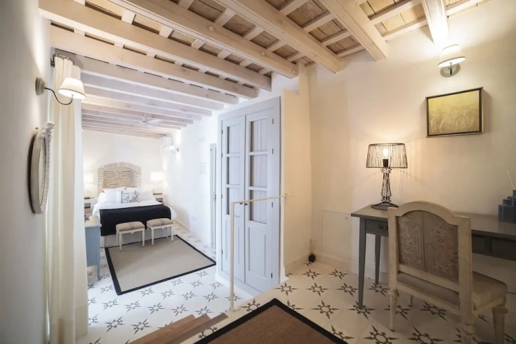 Junior Suite with garden view