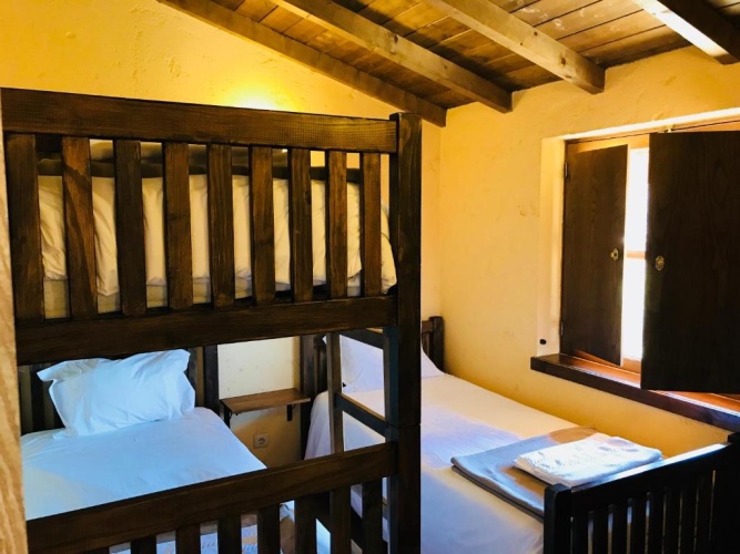 2 Bedrooms Bungalow
