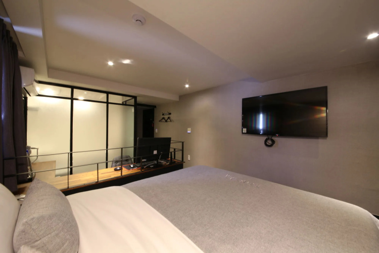 The Last Hotel