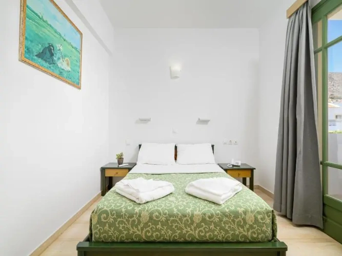 1 Bedroom Apartment with balcony