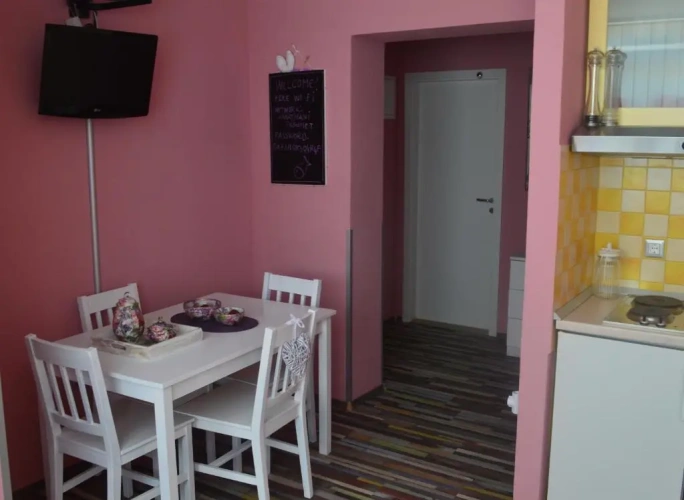 1 Bedroom Apartment with balcony