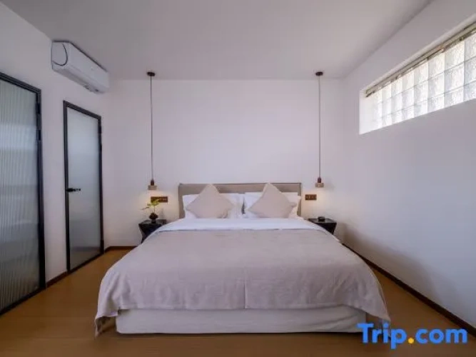 1 Bedroom Suite with view