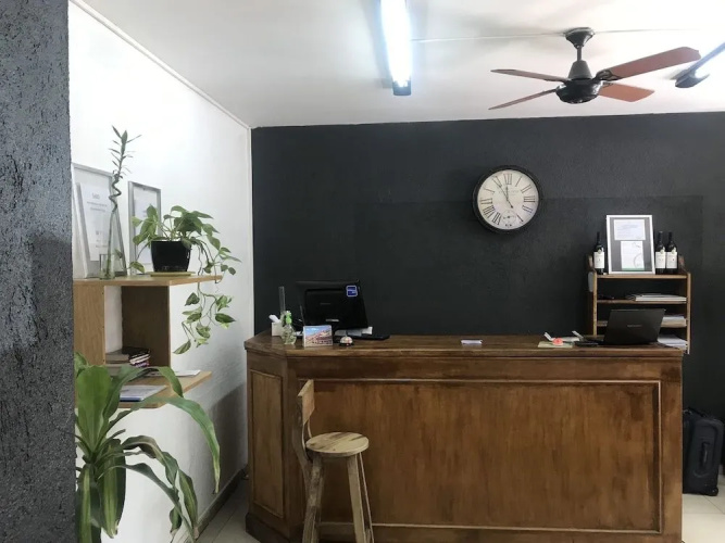 Backpackers Travel Hotel