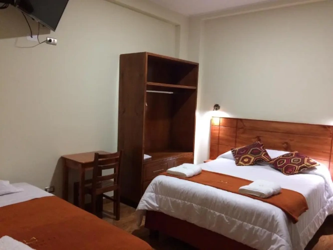 Standard Triple room