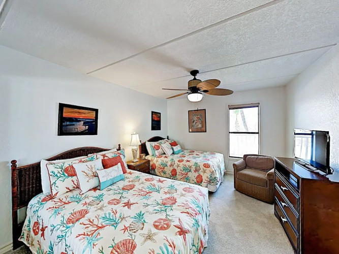 2BR Embassy #404 - 2 Br Condo