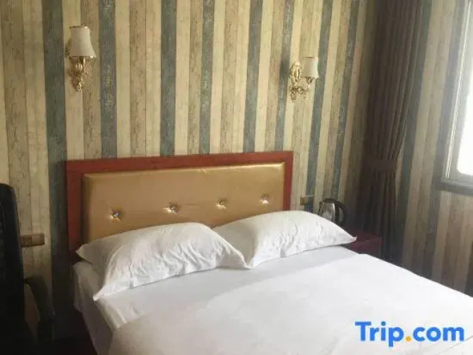 Hefeng Yage Hotel