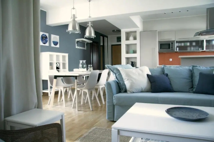 2 Bedrooms Apartment