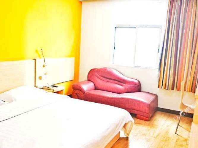 Economy room