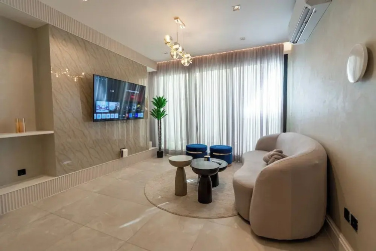 Modern Apartment in Hittin