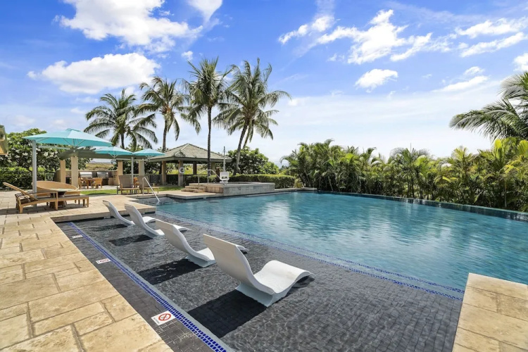 Wai'ula'ula A102 by RedAwning