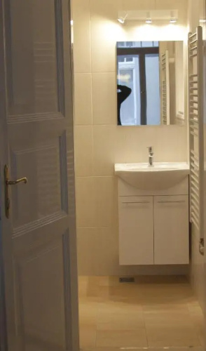 City Centre Apartment with 3 Bathrooms
