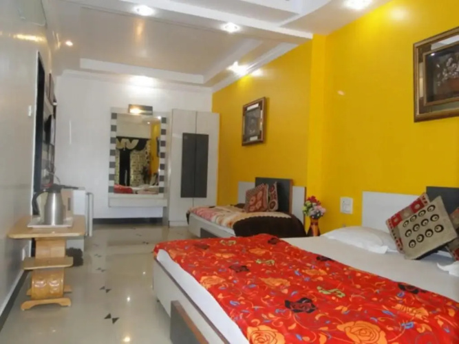 Hotel Parash New
