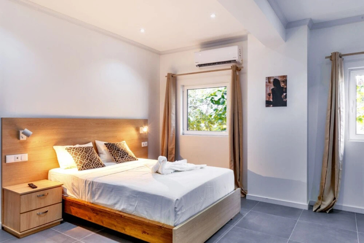 Bon Business Hotel