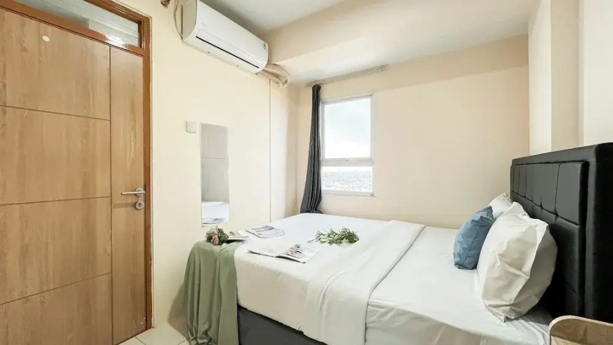 Basic 2Br Apartment At Green Palm Residence