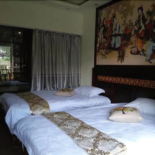 Tiexi Yinxiang Tongfu Inn