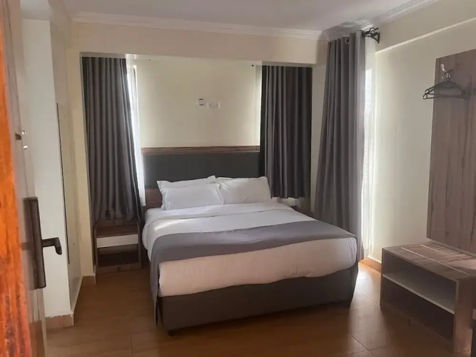 Canopy View Hotel