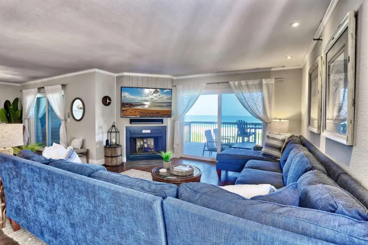 Pelican Pointe 4C