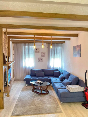 Nessi Apartment