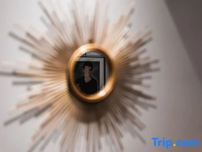 Dumb Tudou Master Apartment