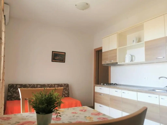 1 Bedroom Apartment with balcony