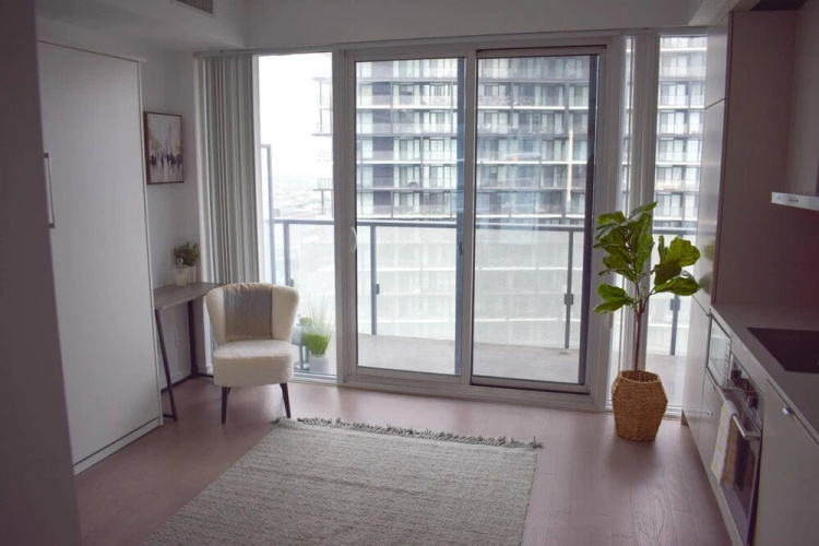 Modern Downtown Studio With City Views Balcony