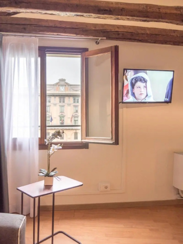 Grand Canal Suites