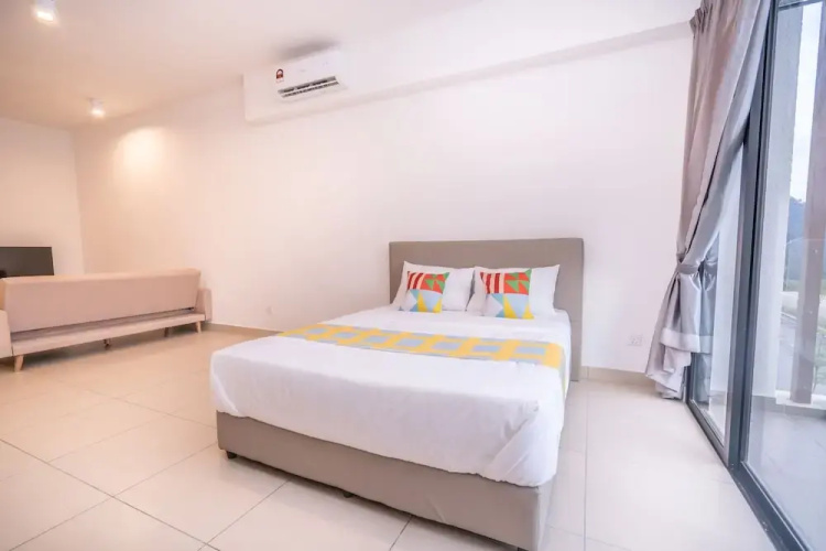 OYO Home89606Exquisite Studio Midhill