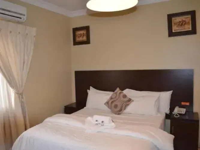 Henry George Guest House