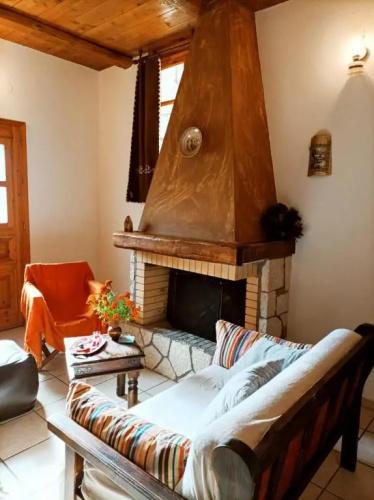 Diminio 2 Apartment at Livadi Arachova