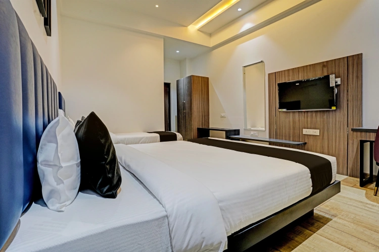 Classic Triple room