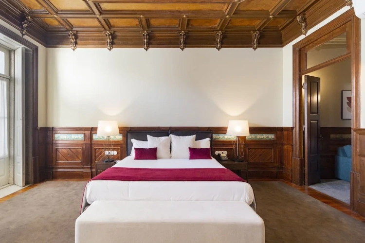 Suite with balcony and with garden view