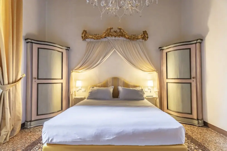 The Princess Suite