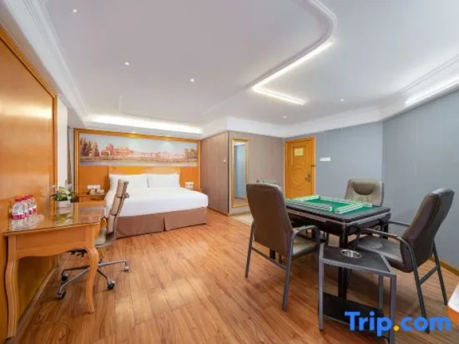 1 Bedroom Standard Double Suite