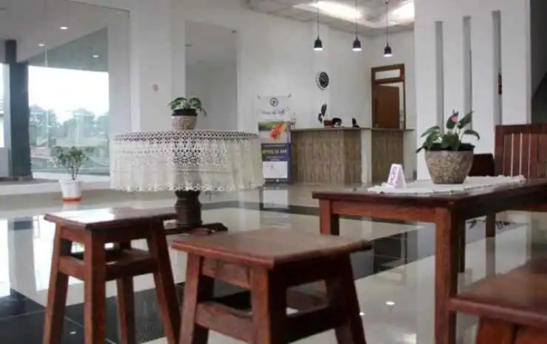 Prima Dini Hotel Bukittinggi