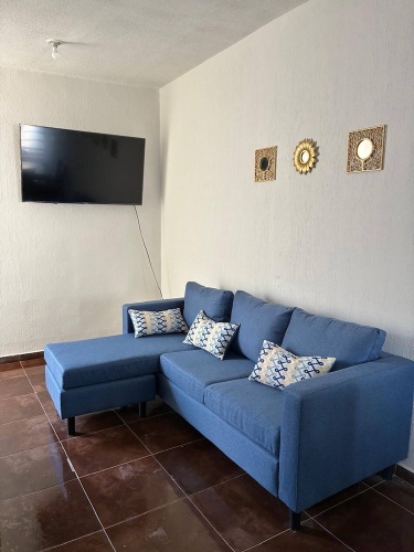 2 Bedrooms Cottage