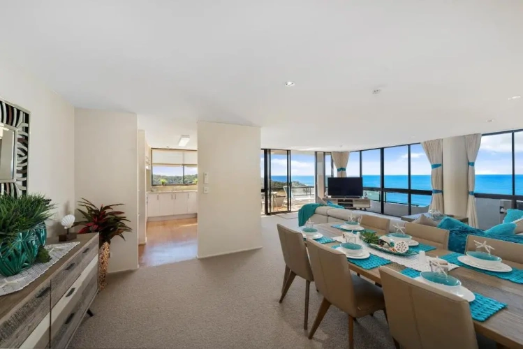 2 Bedrooms Premier Apartment with sea view